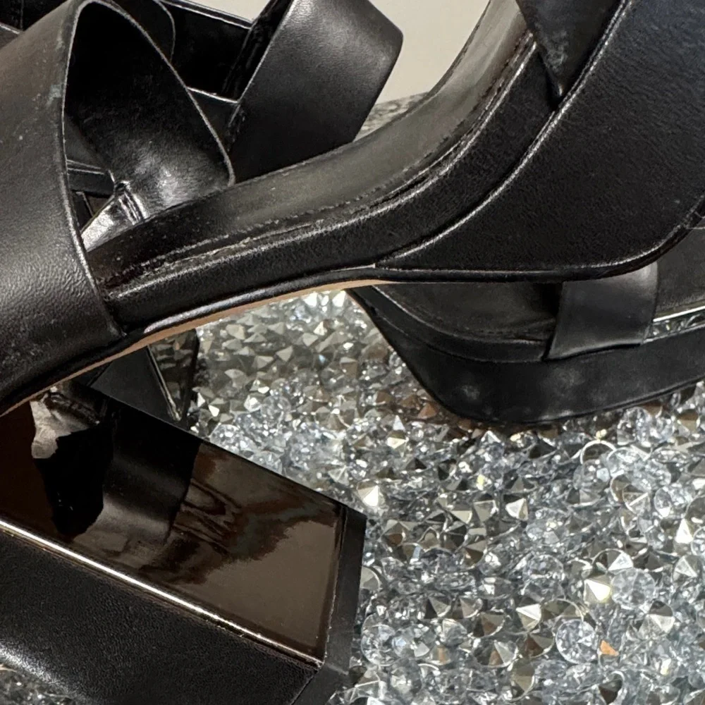 DKNY Black Platform chunky high Heels with gunmetal NEW 9.5